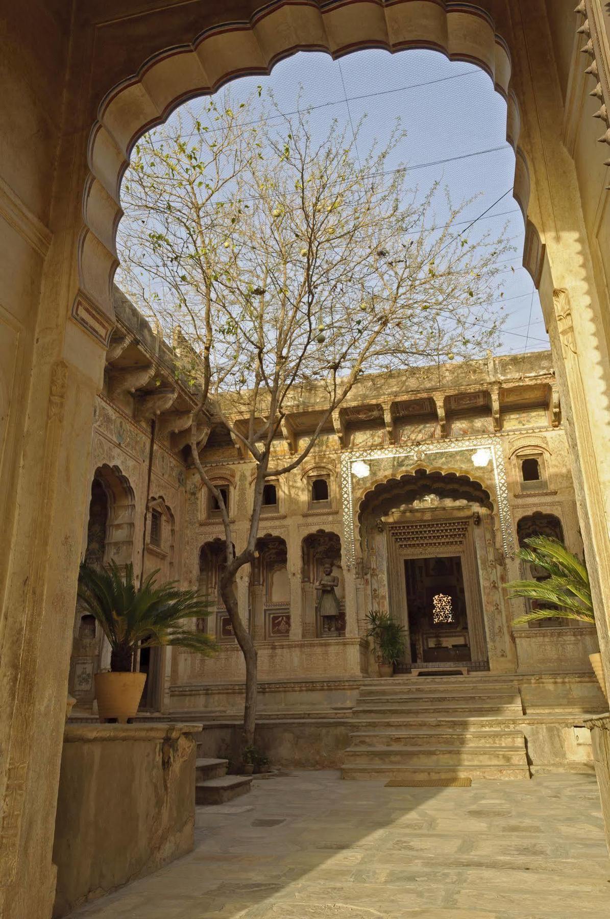 Vivaana Culture होटल